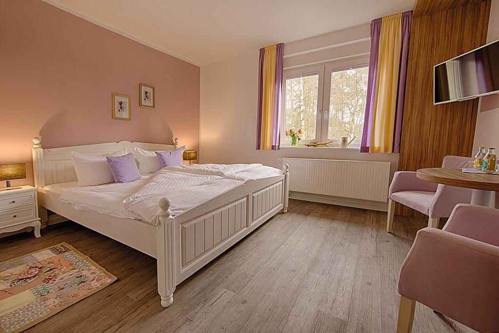 Landaroma Hotel Bestensee Екстериор снимка